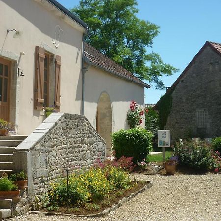 Ferme Du Pigeonnier Panzió Montceau-et-Echarnant Kültér fotó